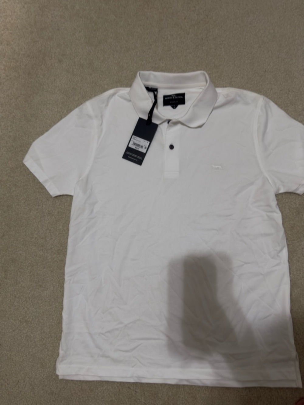 BRAND NEW RODD & GUNN MENS ATHLETIC POLO - PURE WHITE - MENS MEDIUM